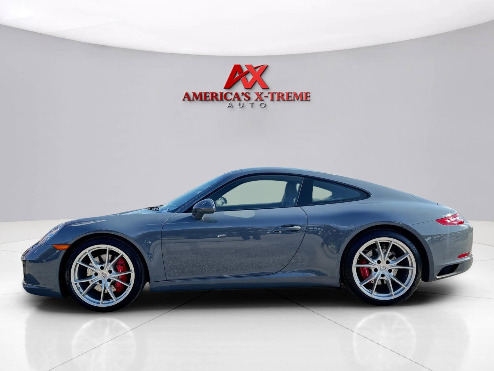 2017 Porsche 911 S photo 3