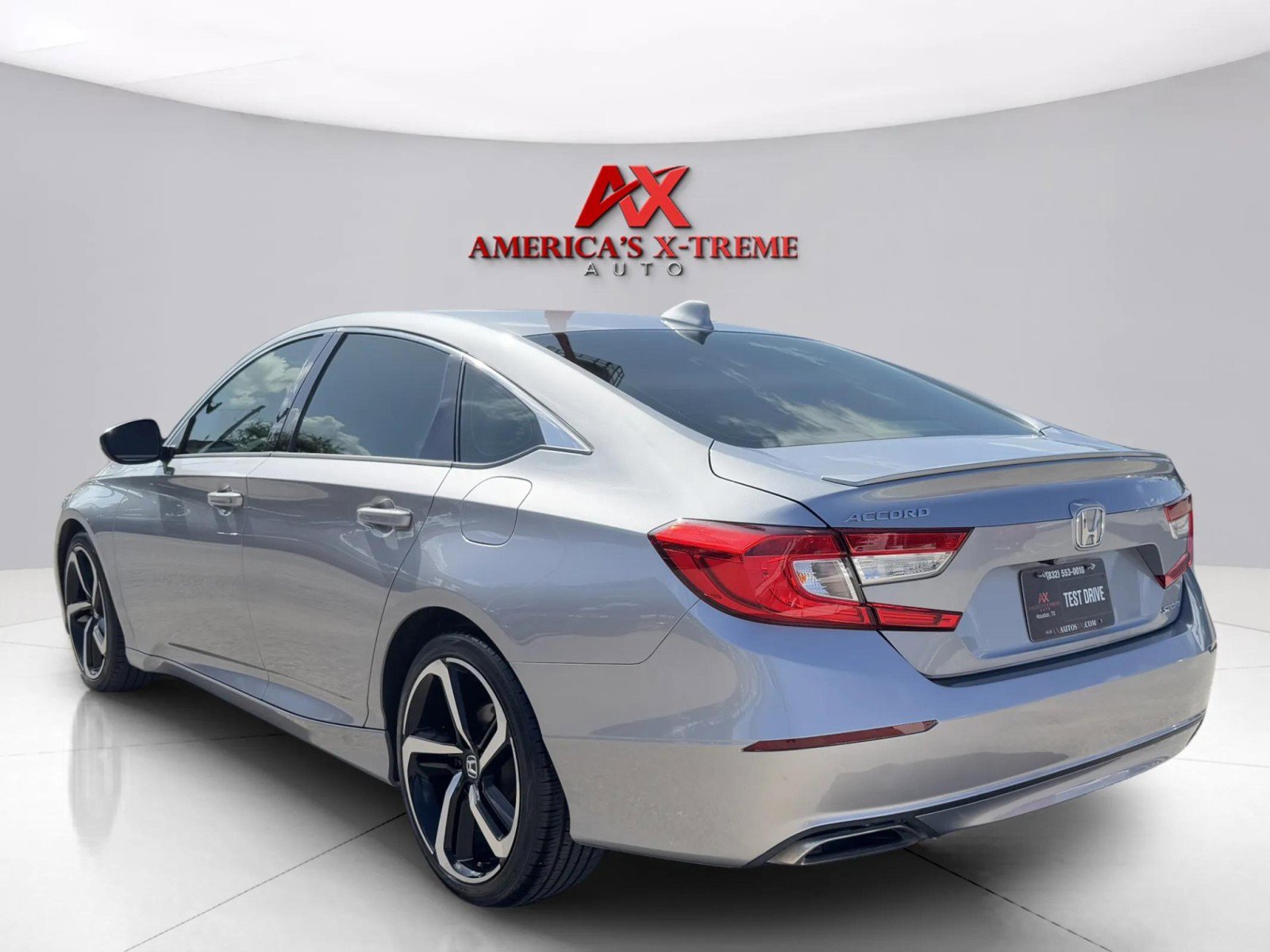 2019 Honda Accord Sport photo 3