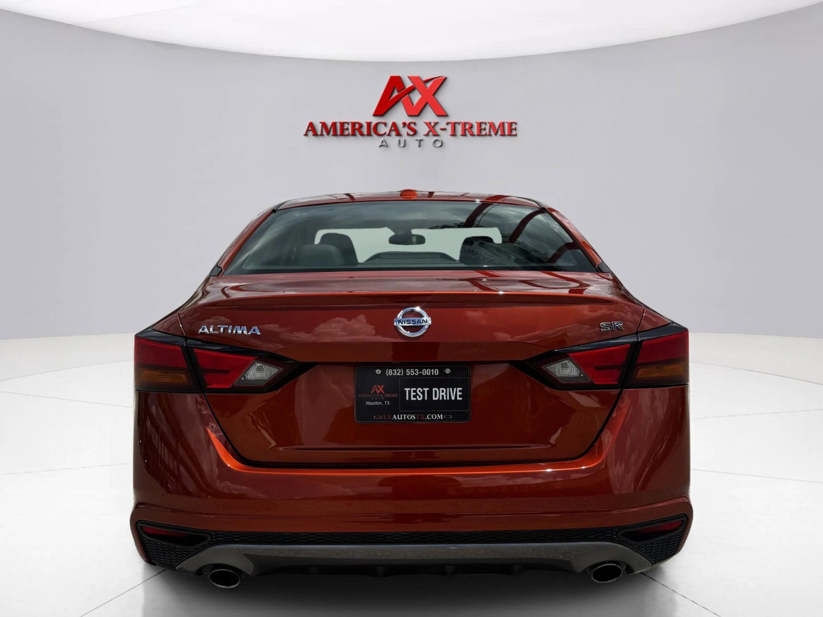 2019 Nissan Altima 2.5 SR photo 4