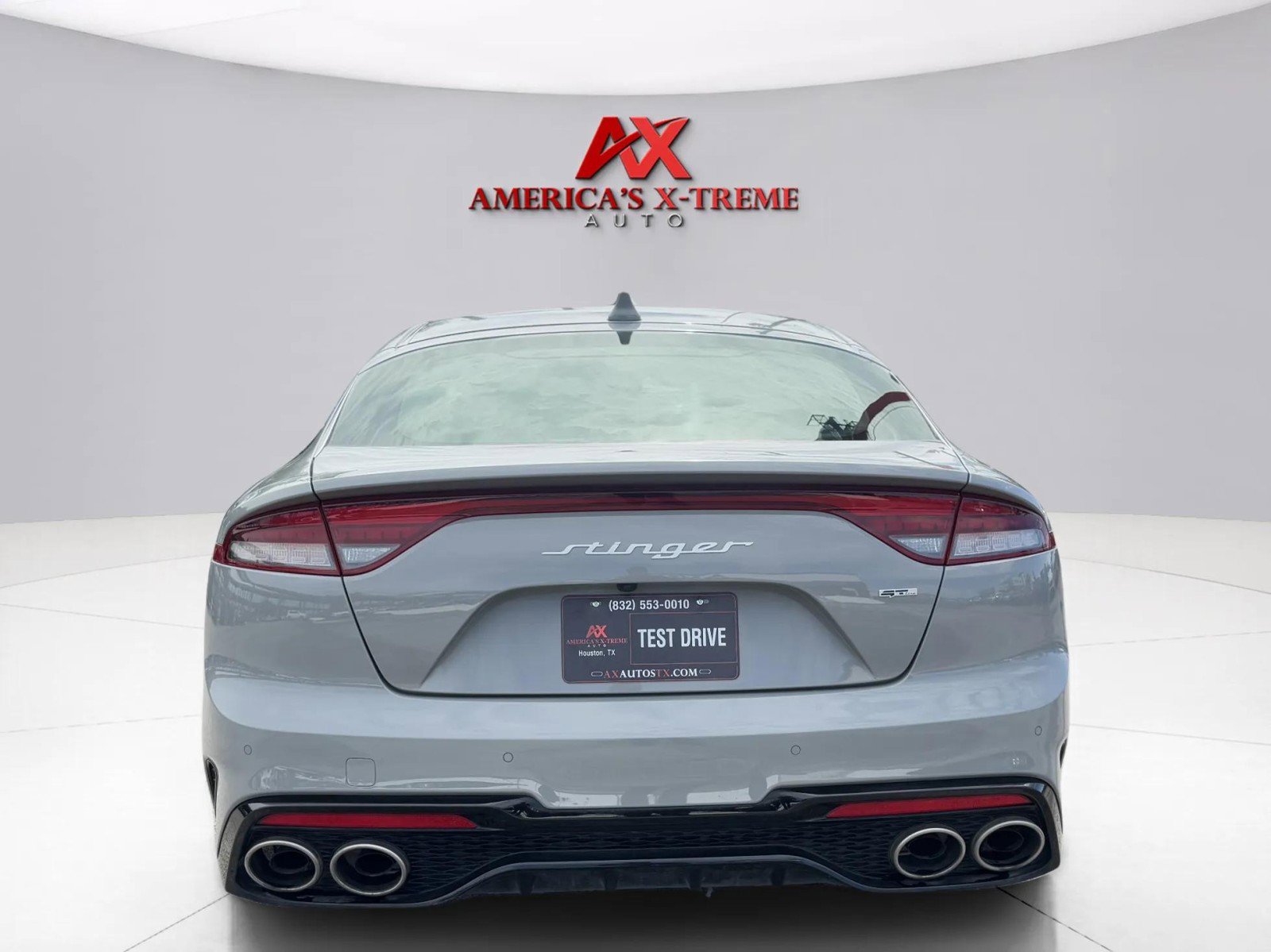2023 Kia Stinger GT-Line photo 4