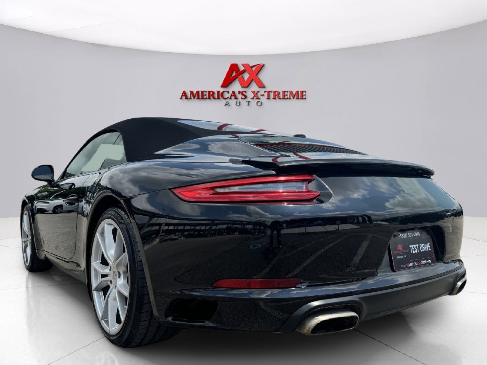 2018 Porsche 911 photo 3