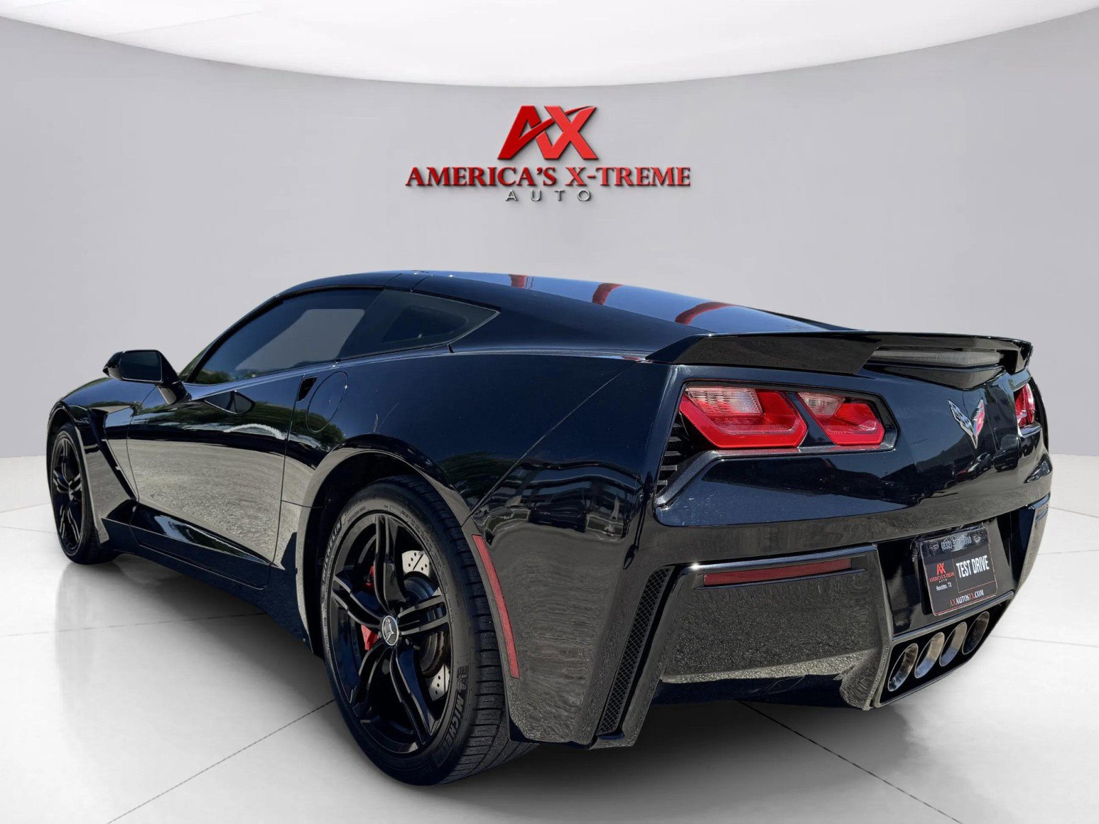2017 Chevrolet Corvette Stingray 2LT photo 3