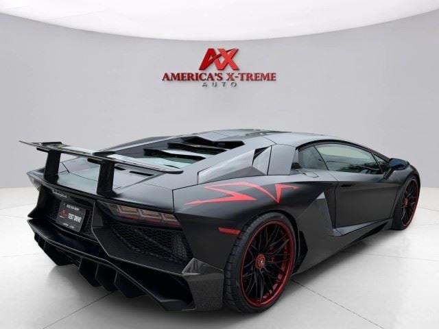 2017 Lamborghini Aventador Superveloce - Photo 6