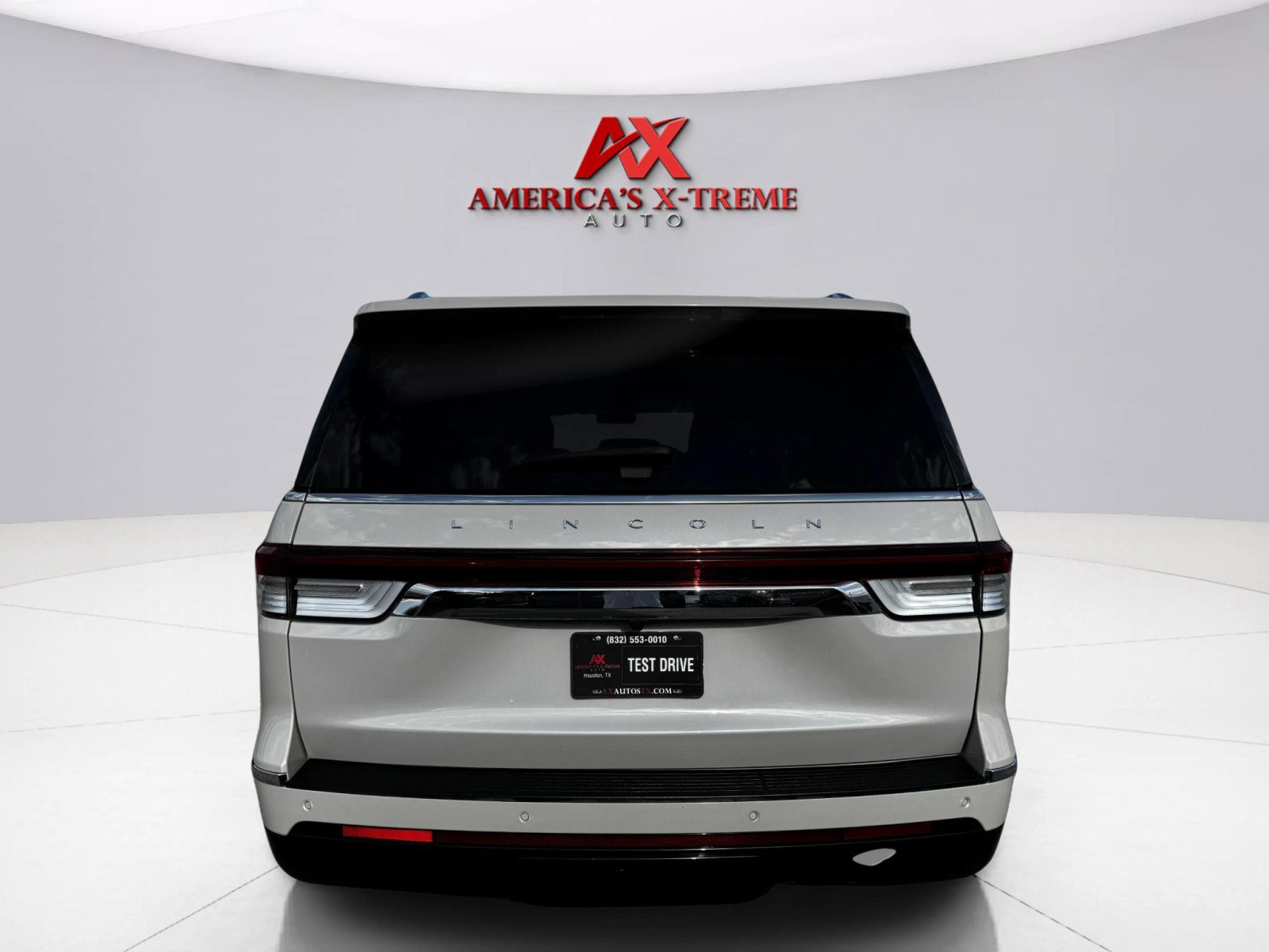 2023 Lincoln Navigator Reserve photo 3