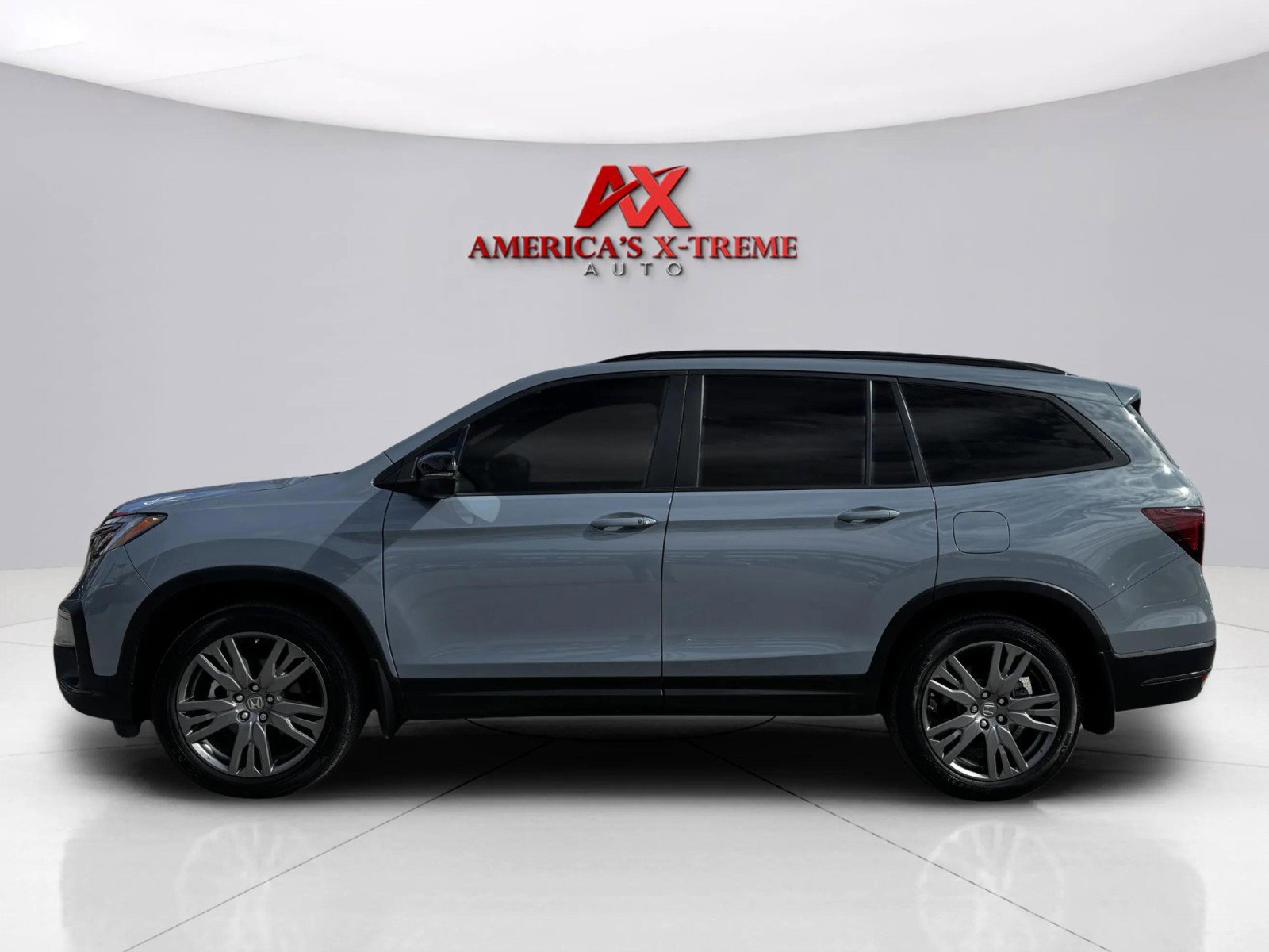 2022 Honda Pilot Sport photo 2