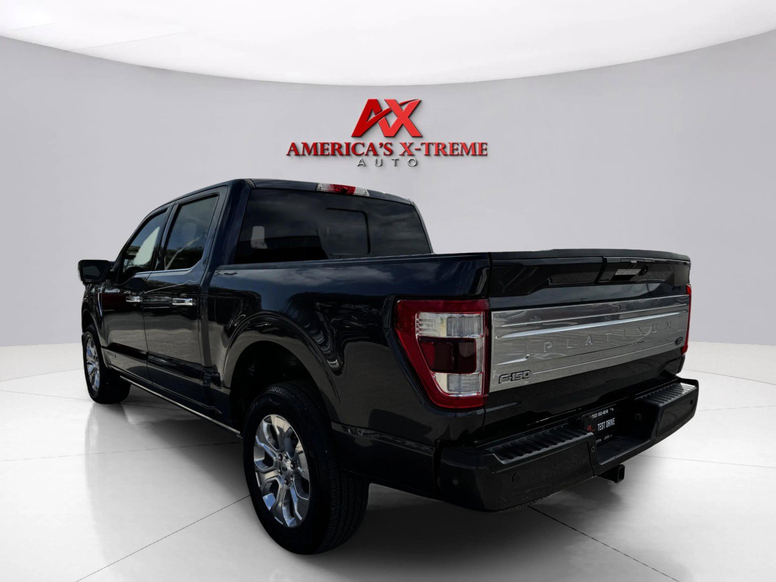 2022 Ford F-150 Platinum photo 3