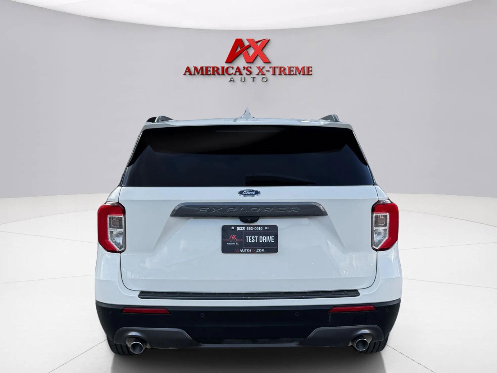 2022 Ford Explorer XLT photo 4