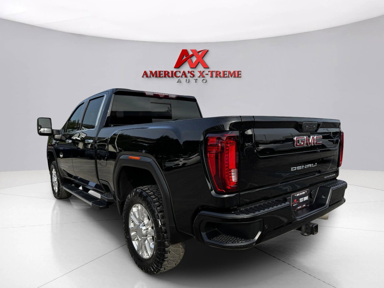 2021 Gmc Sierra 2500 HD Denali photo 3