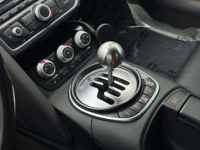 2011 Audi R8 Base - Photo 41