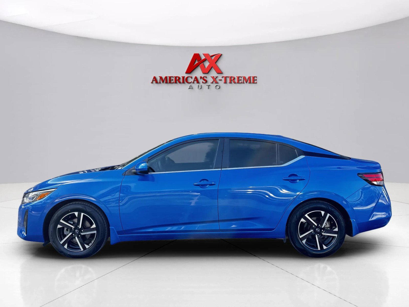 2024 Nissan Sentra SV photo 2
