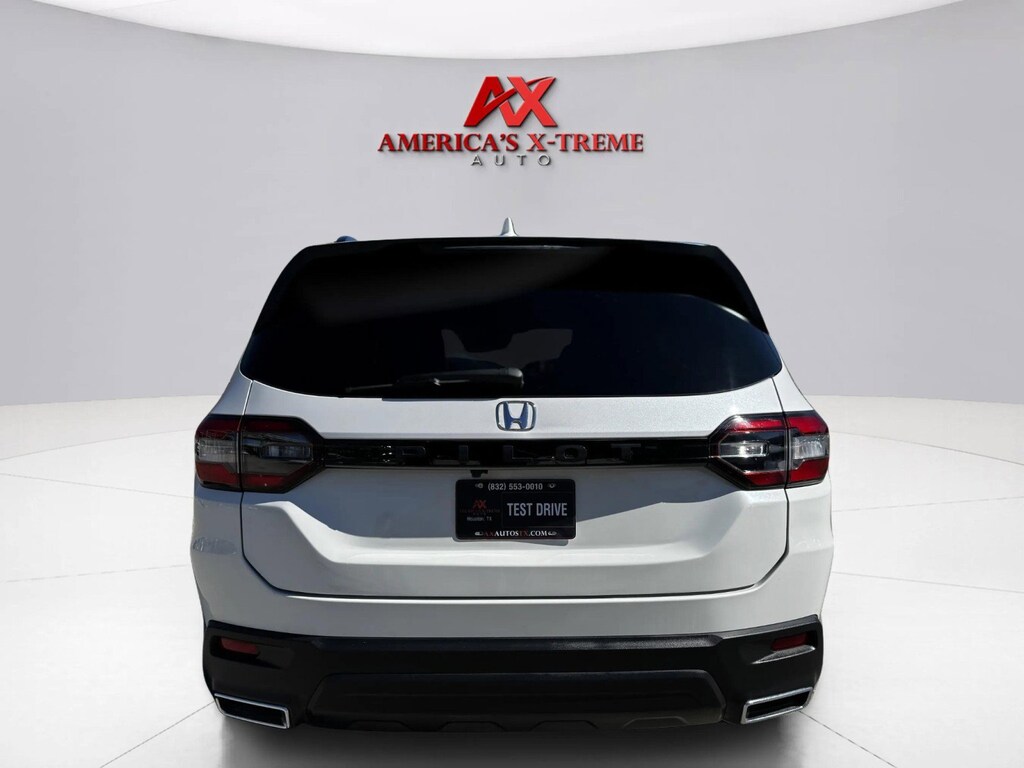 Used 2023 Honda Pilot Sport SUV