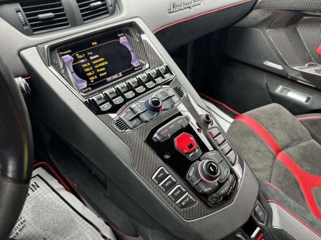 2017 Lamborghini Aventador Superveloce - Photo 50