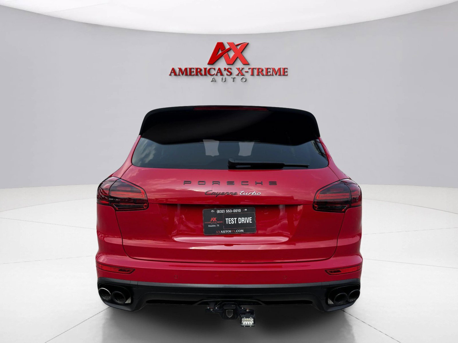 2017 Porsche Cayenne Turbo photo 4