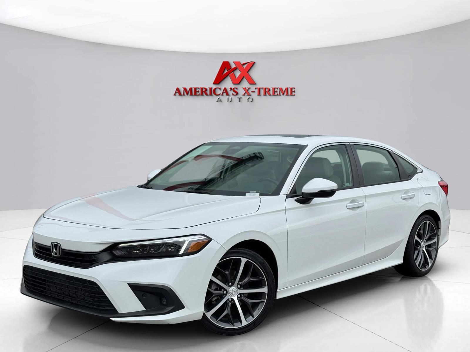 2024 Honda Civic Touring CVT's photo