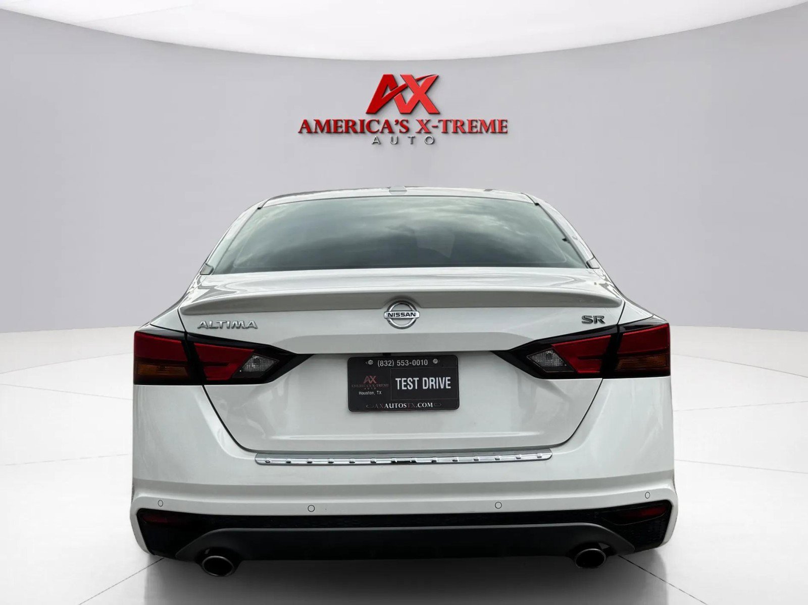2021 Nissan Altima 2.5 SR photo 4