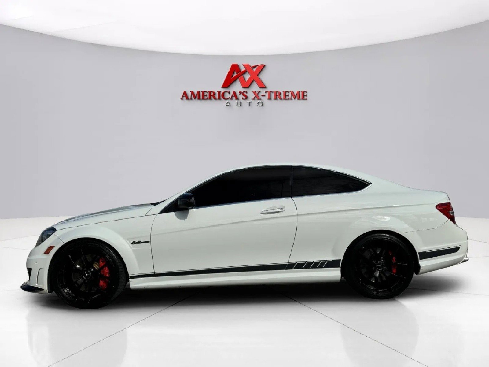 2014 Mercedes Benz C 63 AMG photo 2