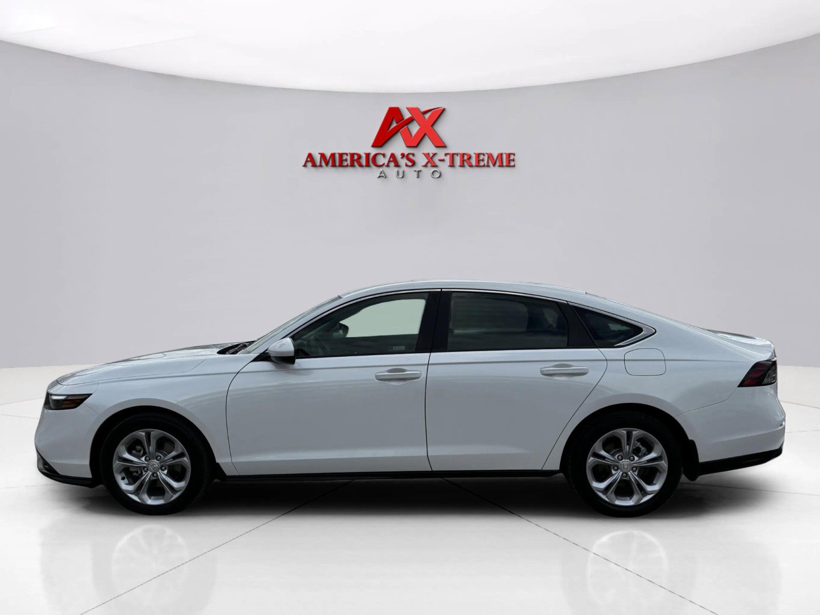 2024 Honda Accord LX photo 2