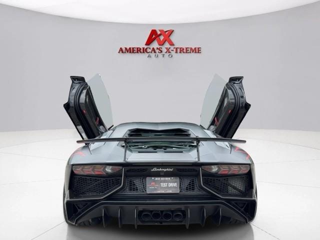 2017 Lamborghini Aventador Superveloce - Photo 14