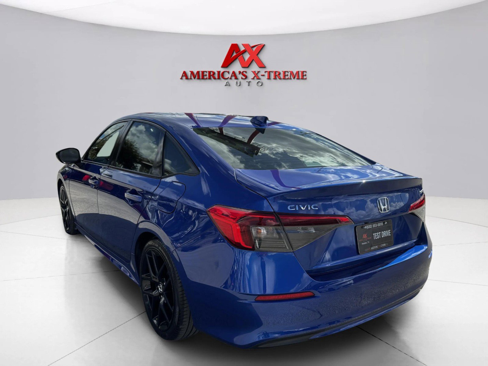 2022 Honda Civic Sport photo 3