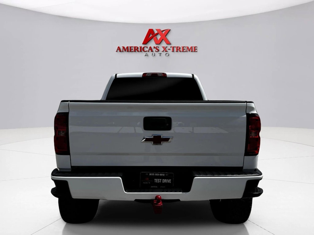 Used 2018 Chevrolet Silverado 1500 LT w/2LT Truck Crew Cab