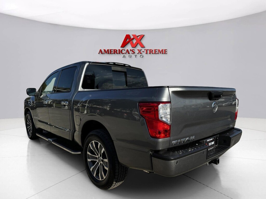 Used 2017 Nissan Titan SL Truck Crew Cab