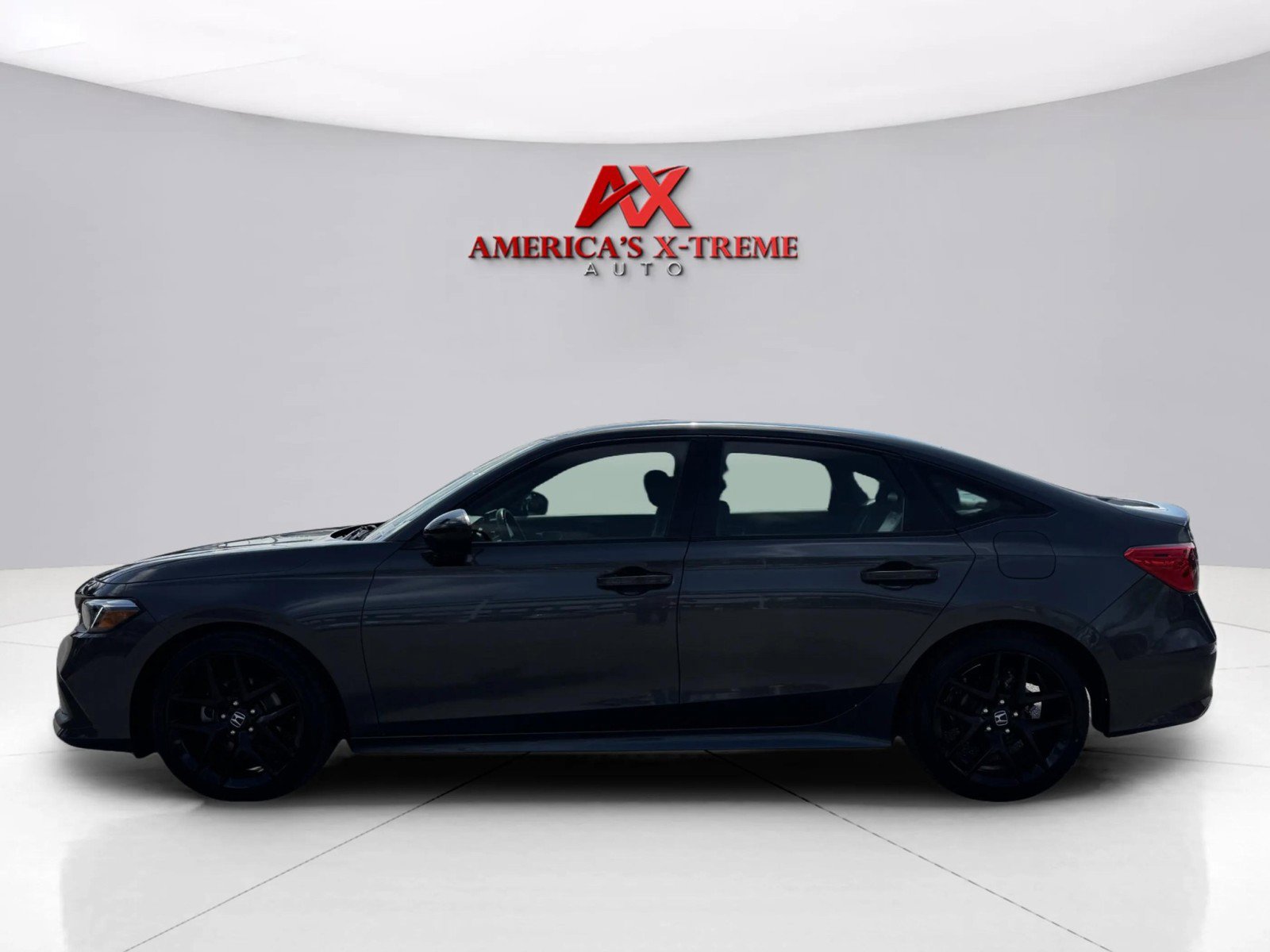 2024 Honda Civic Sport photo 2