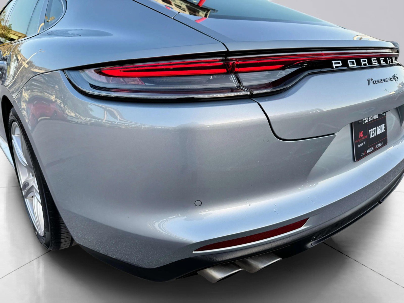 2021 Porsche Panamera 4S photo 4