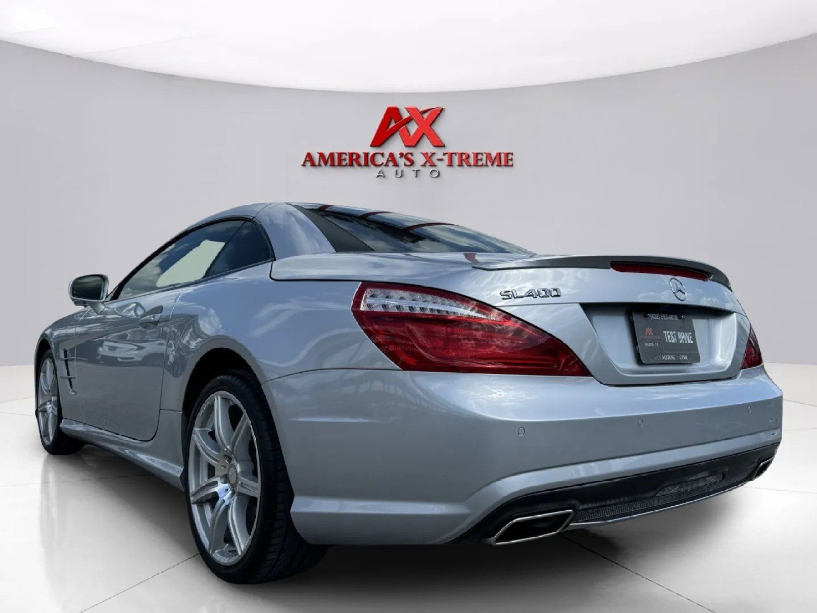 2016 Mercedes Benz SL 400 photo 3