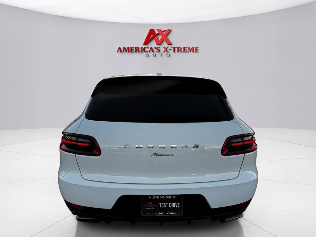 Used 2018 Porsche Macan SUV