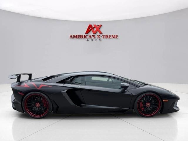 2017 Lamborghini Aventador Superveloce - Photo 7