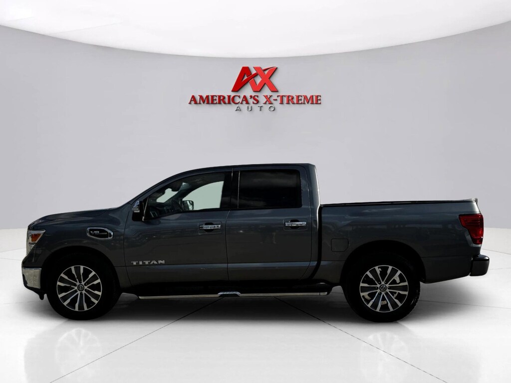 Used 2017 Nissan Titan SL Truck Crew Cab