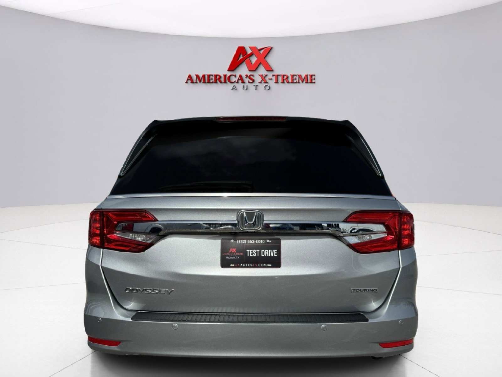 2019 Honda Odyssey Touring photo 4