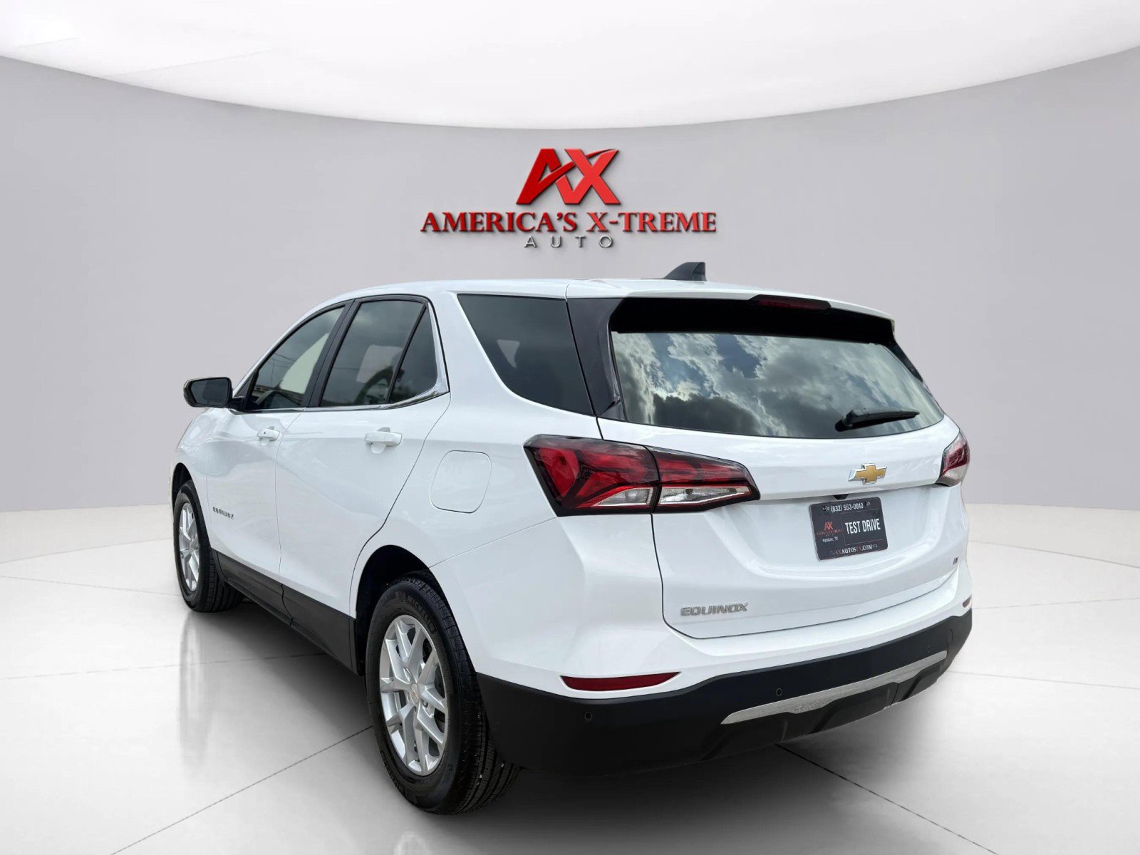 2022 Chevrolet Equinox photo 3