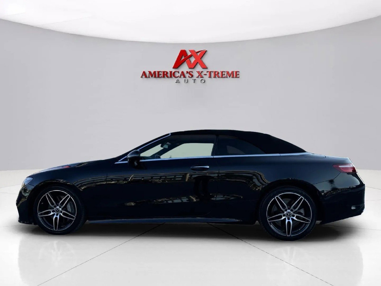 2020 Mercedes Benz E 450 photo 2