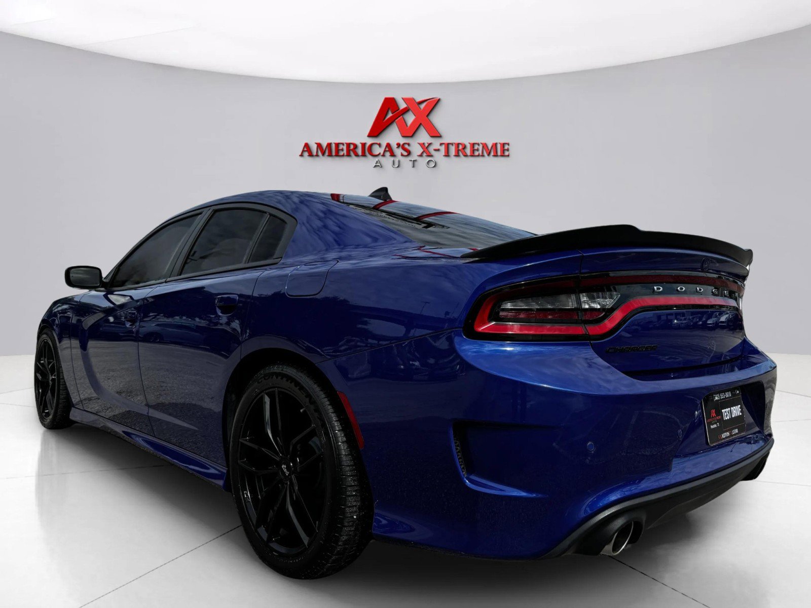 2018 Dodge Charger R/T 392 photo 3