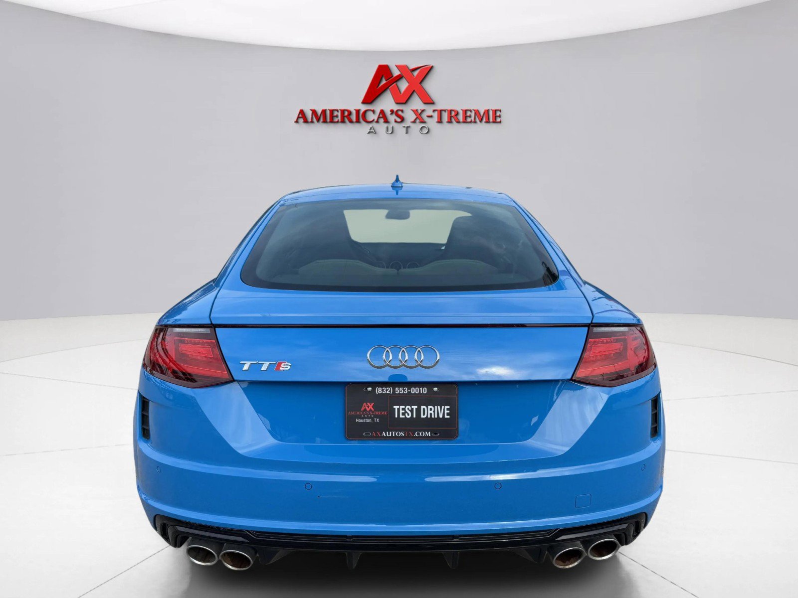 2023 Audi TTS photo 4