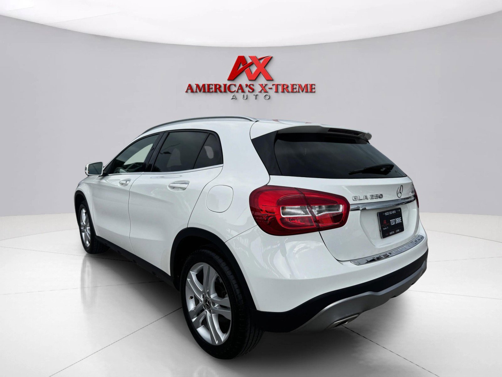2019 Mercedes Benz GLA 250 photo 3