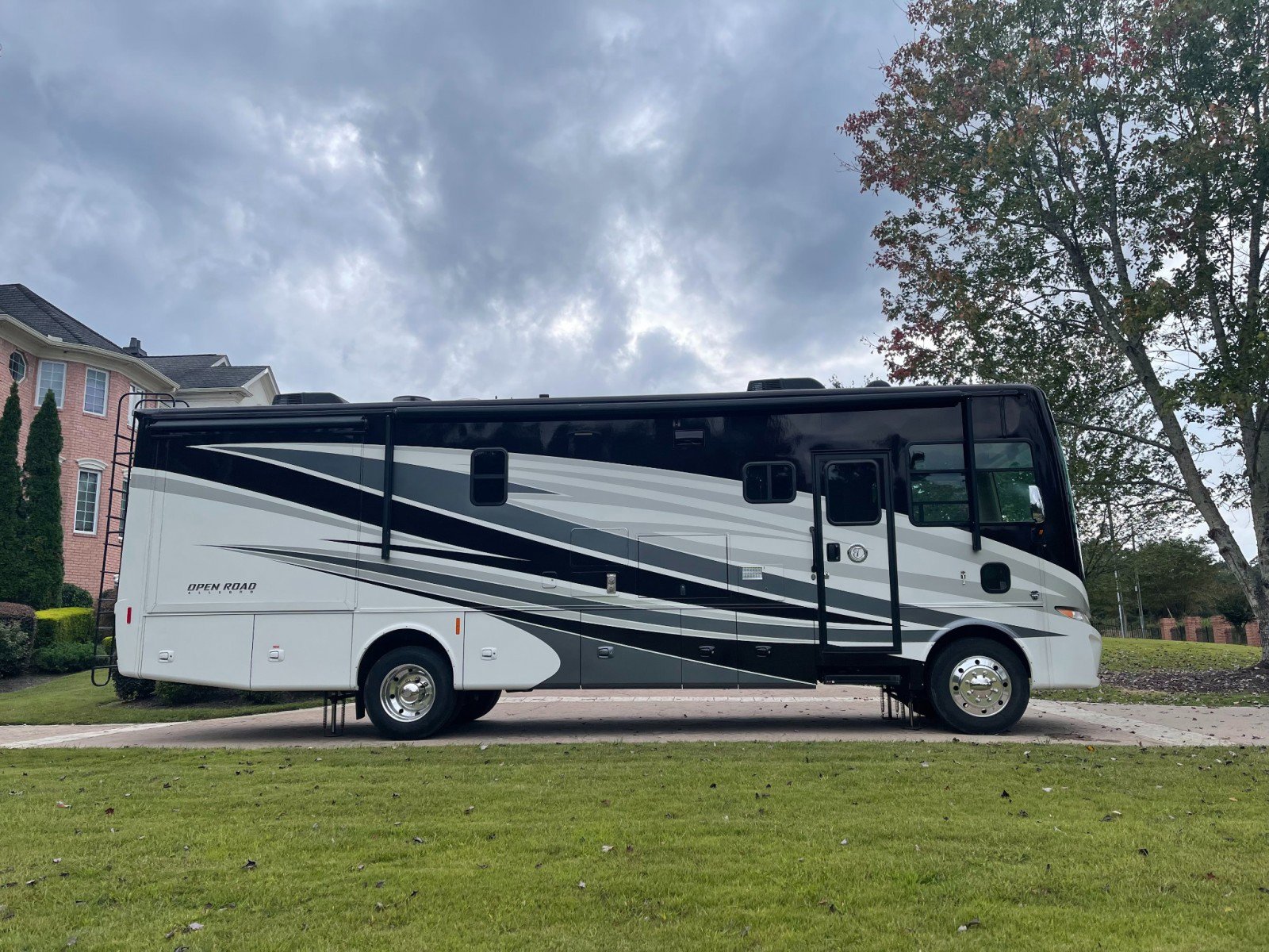 2018 Ford Motorhome Chassis photo 3