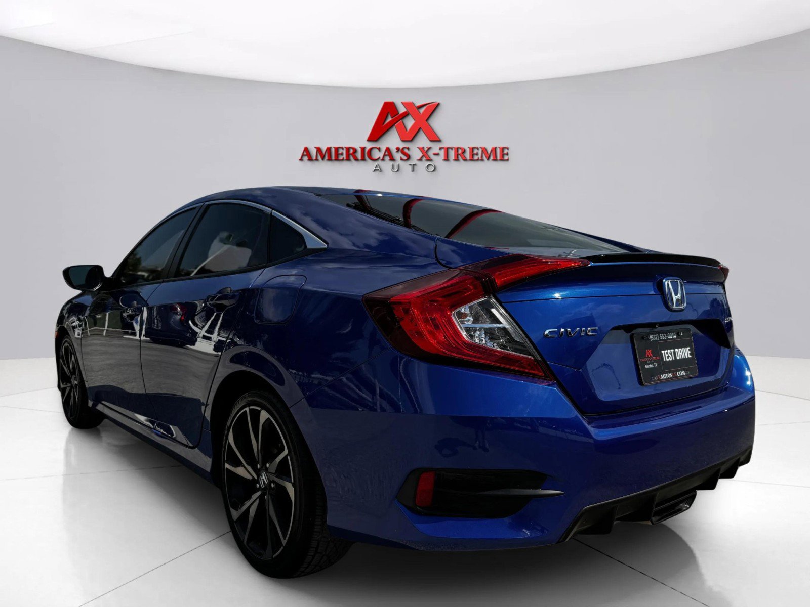 2019 Honda Civic Sport photo 3