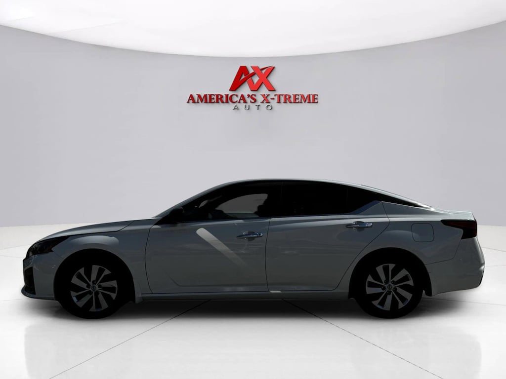 Used 2024 Nissan Altima 2.5 S Sedan