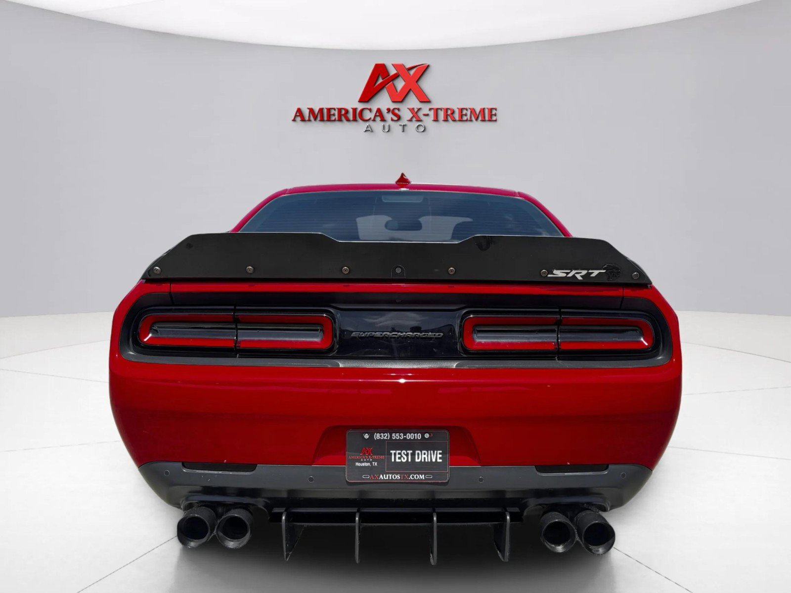 2016 Dodge Challenger SRT8 Hellcat photo 3