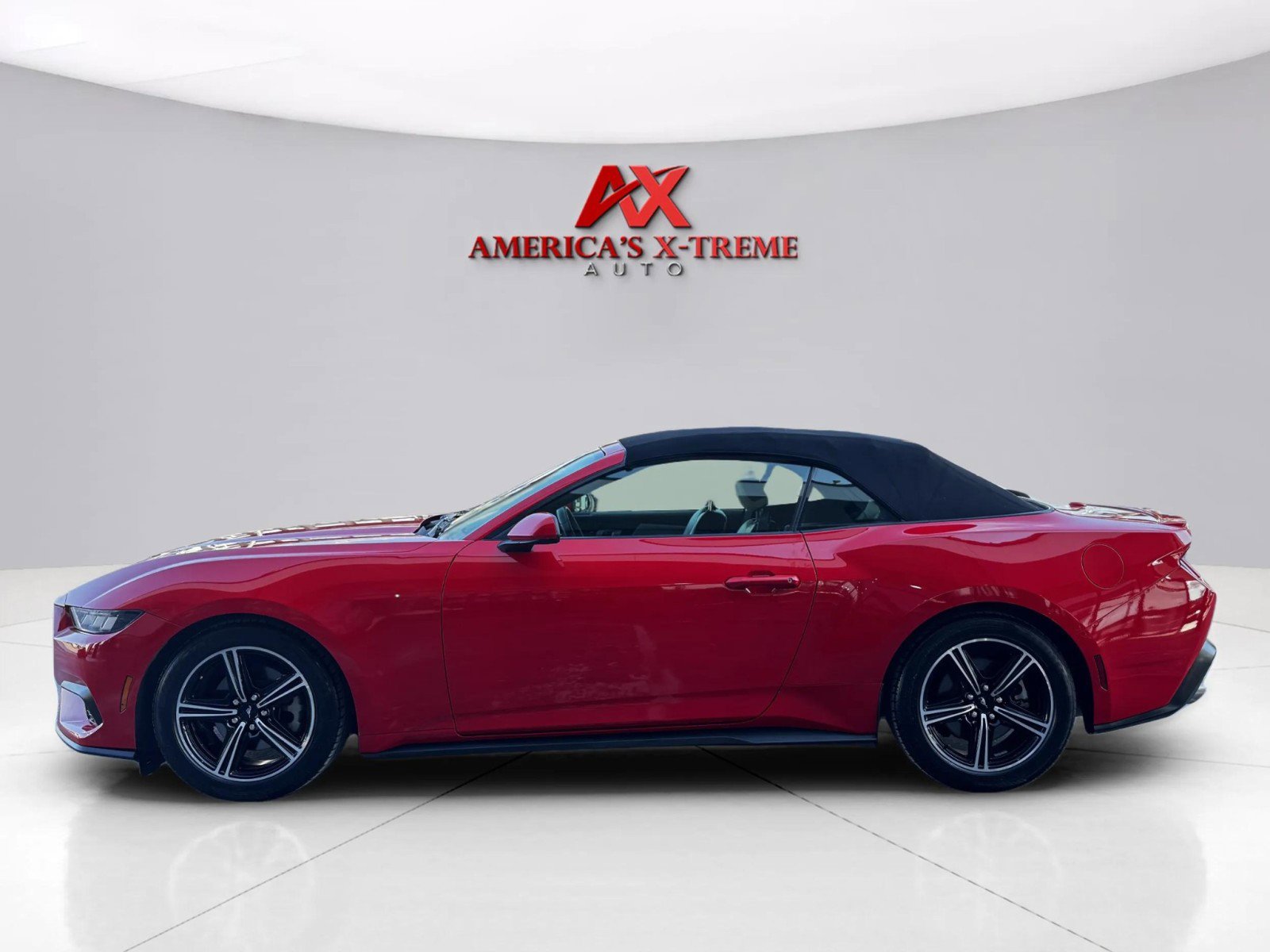 2024 Ford Mustang EcoBoost Convertible photo 2