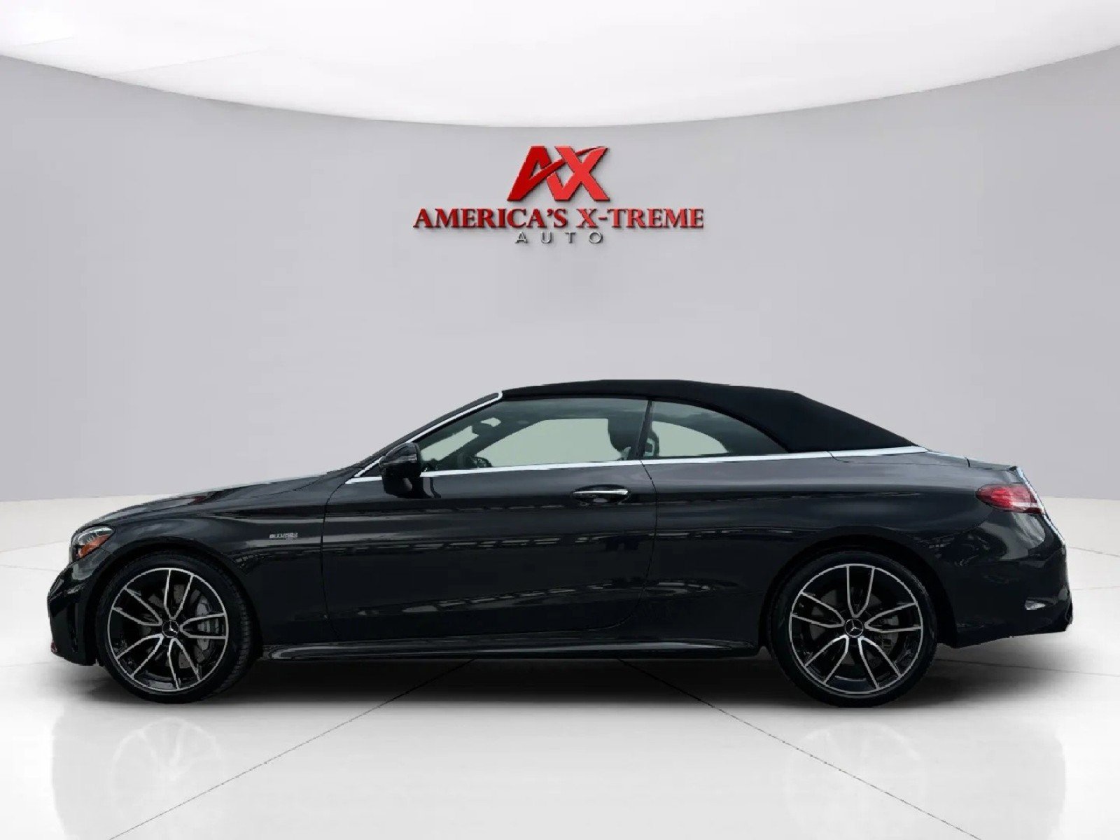 2023 Mercedes Benz C 43 photo 2
