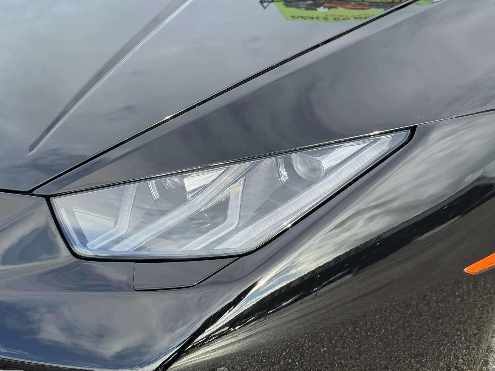 2018 Lamborghini Huracan Base - Photo 20