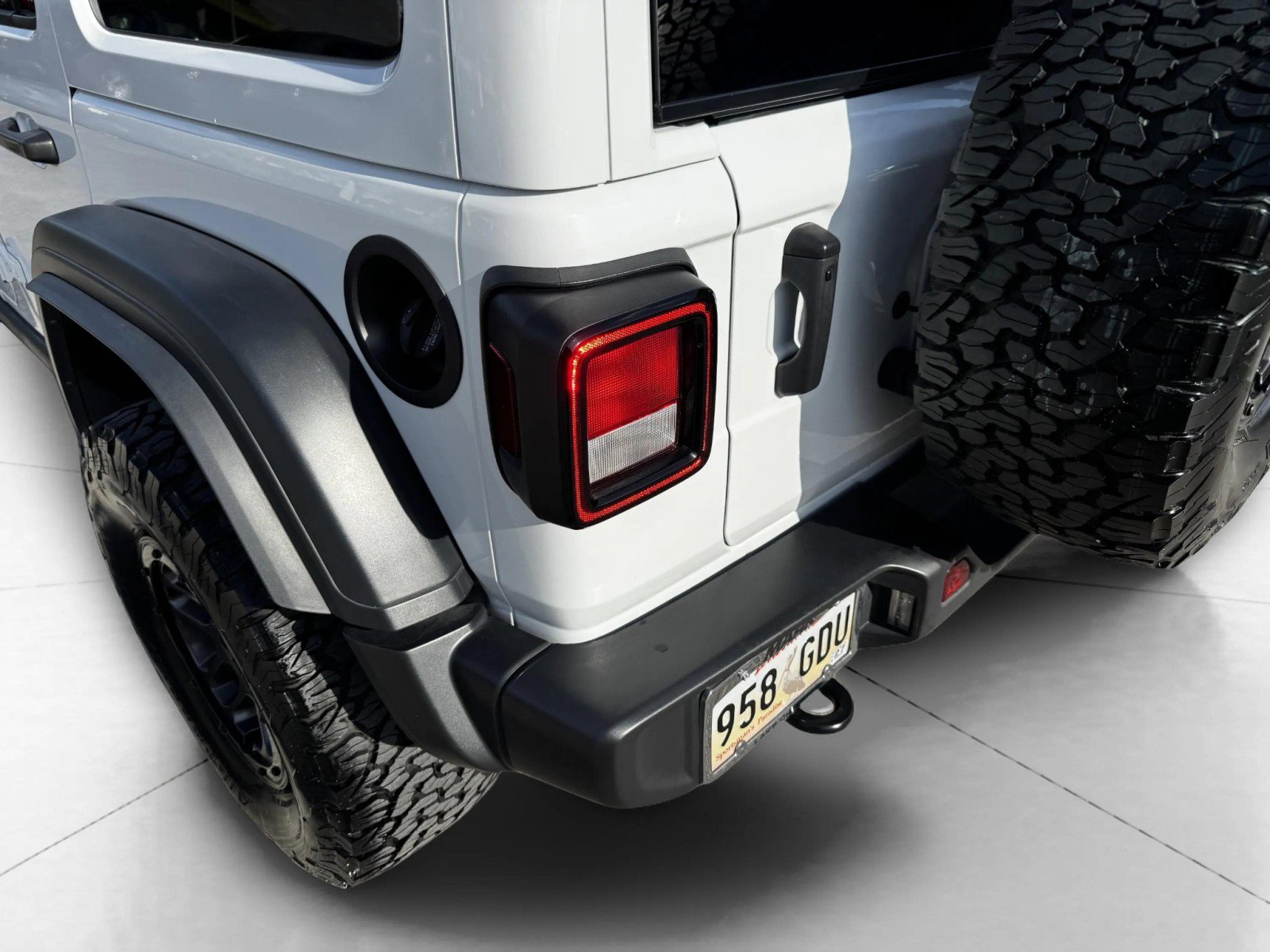 2023 Jeep Wrangler High Tide photo 2
