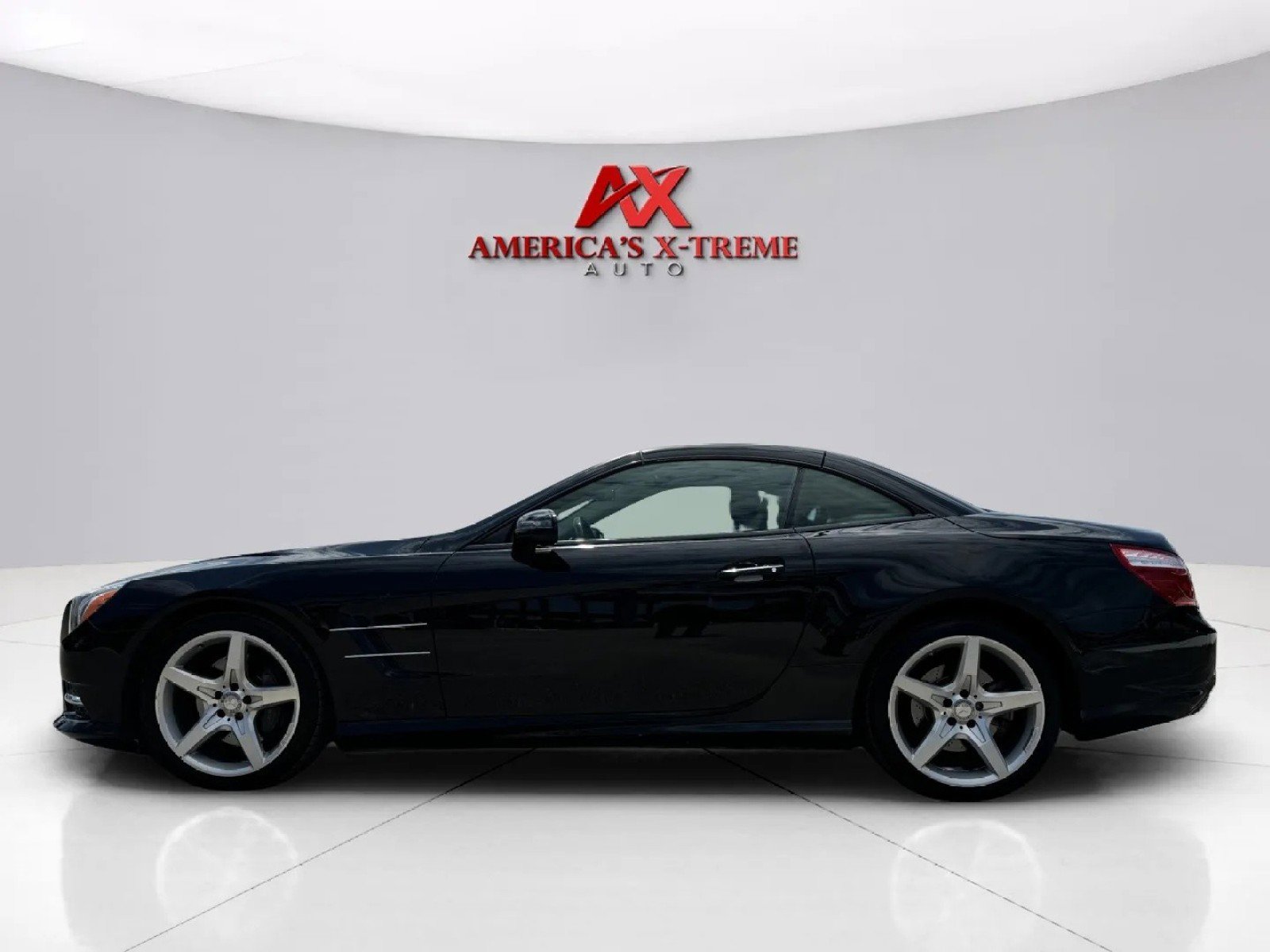 2016 Mercedes Benz SL 400 photo 2