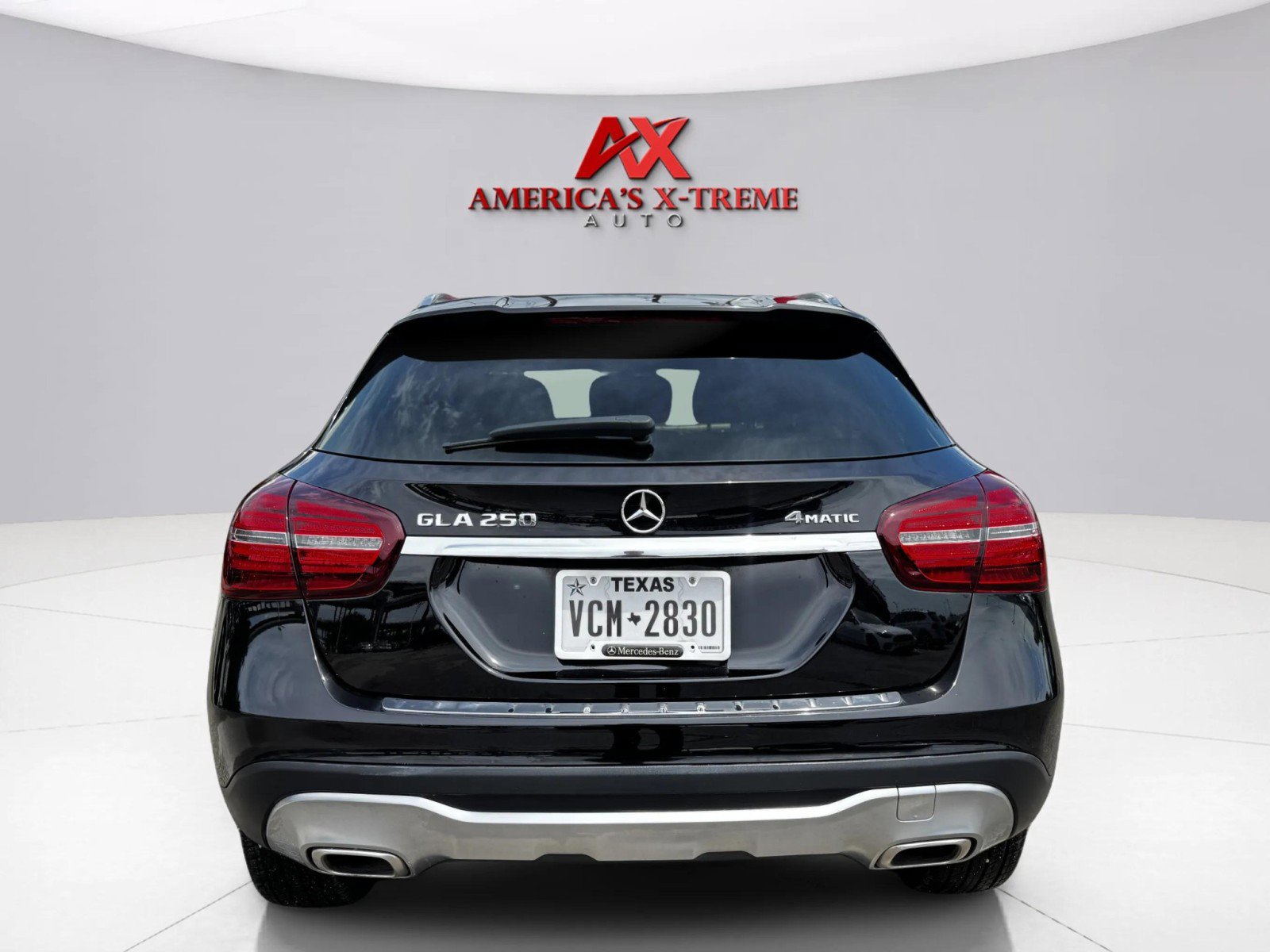 2020 Mercedes Benz GLA 250 4MATIC photo 3