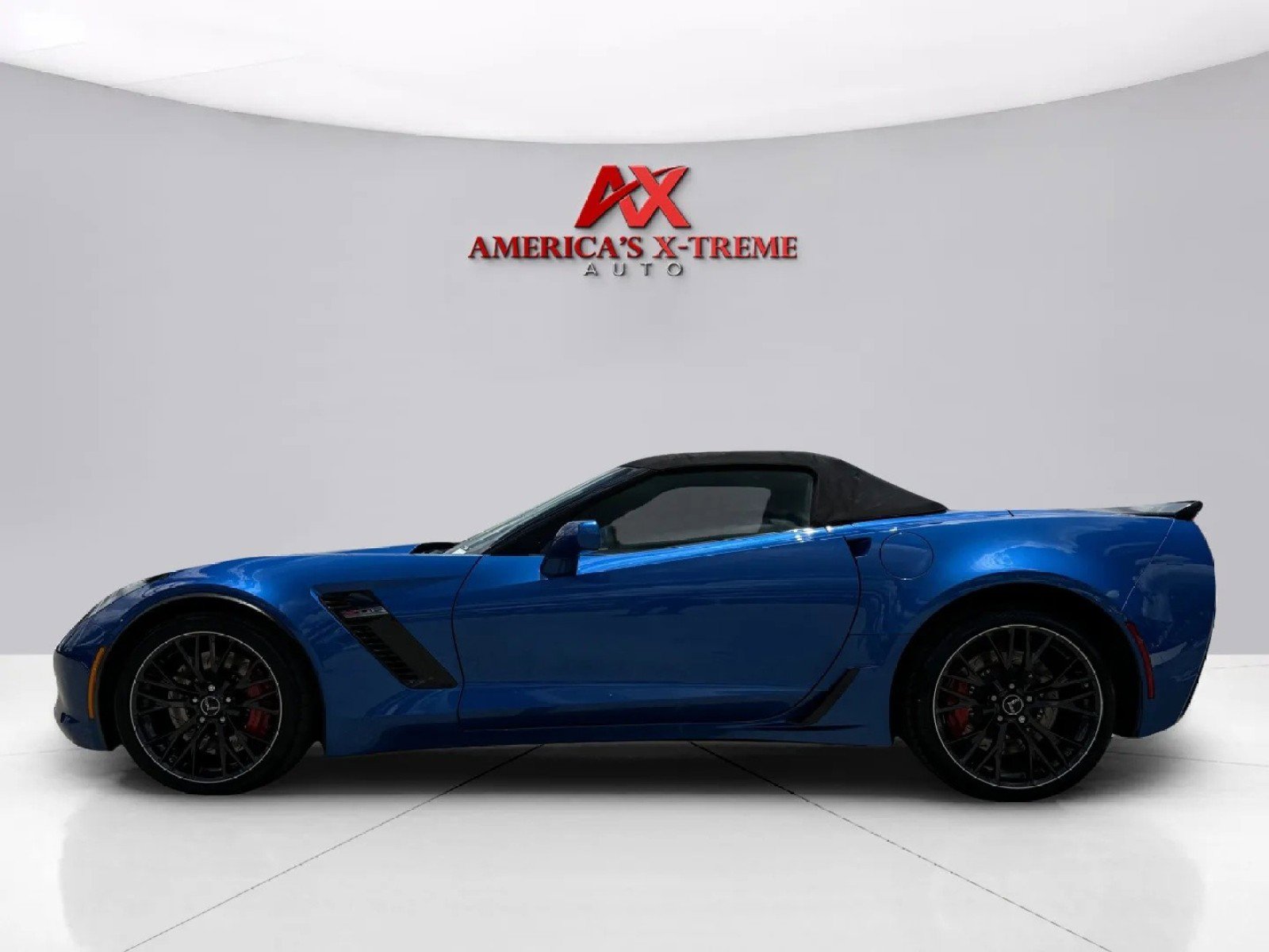 2015 Chevrolet Corvette Z06 3LZ photo 2