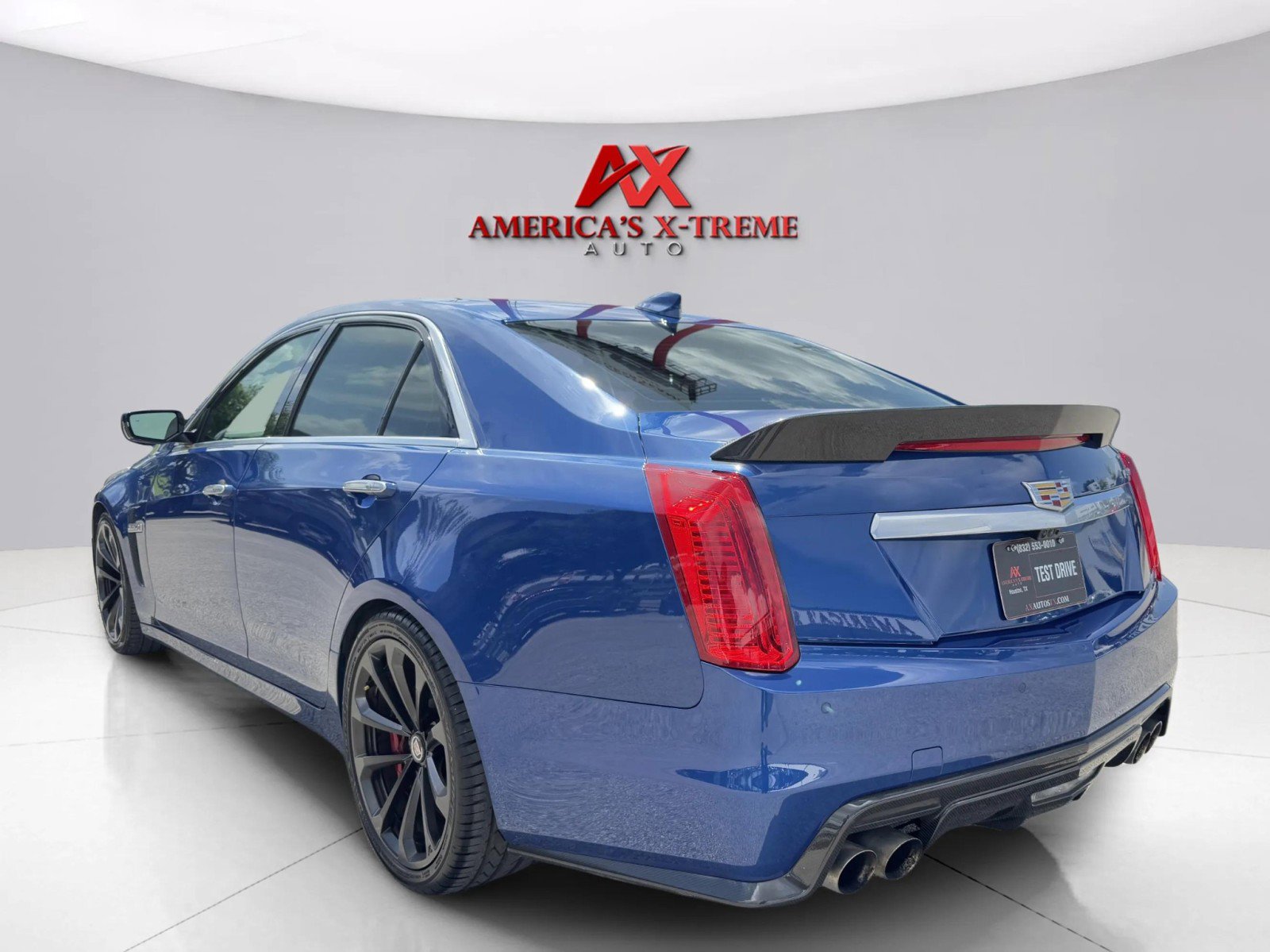 2019 Cadillac CTS photo 3