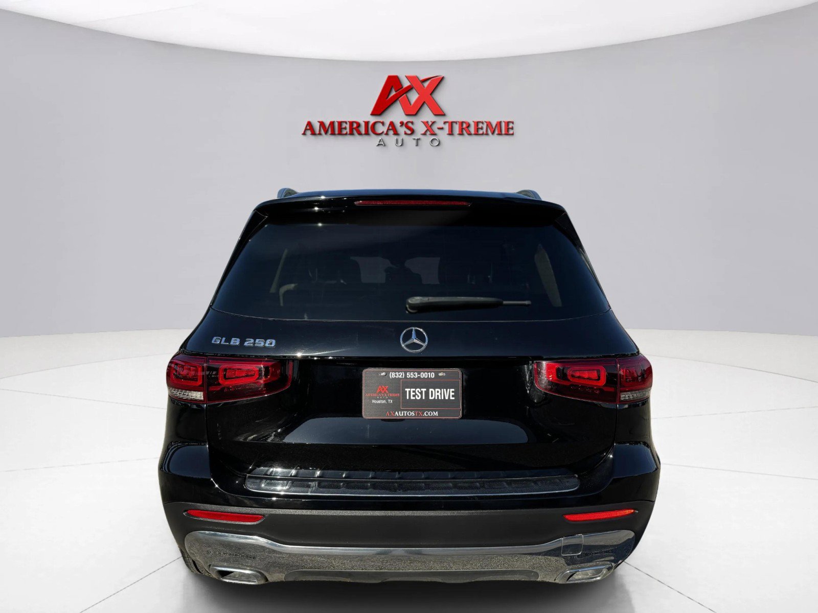 2021 Mercedes Benz GLB 250 photo 4